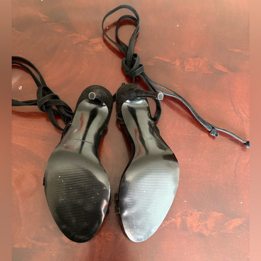 Steve Madden SuedeBlack Strappy Stiletto Sandals 8.5 - Picture 4 of 5